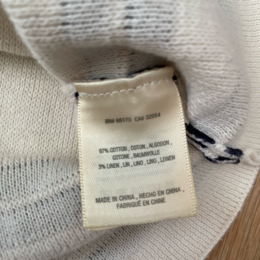 Anthropologie Knitted and Knotted • Cut Out Shoulder Sweater - Picture 8 of 9